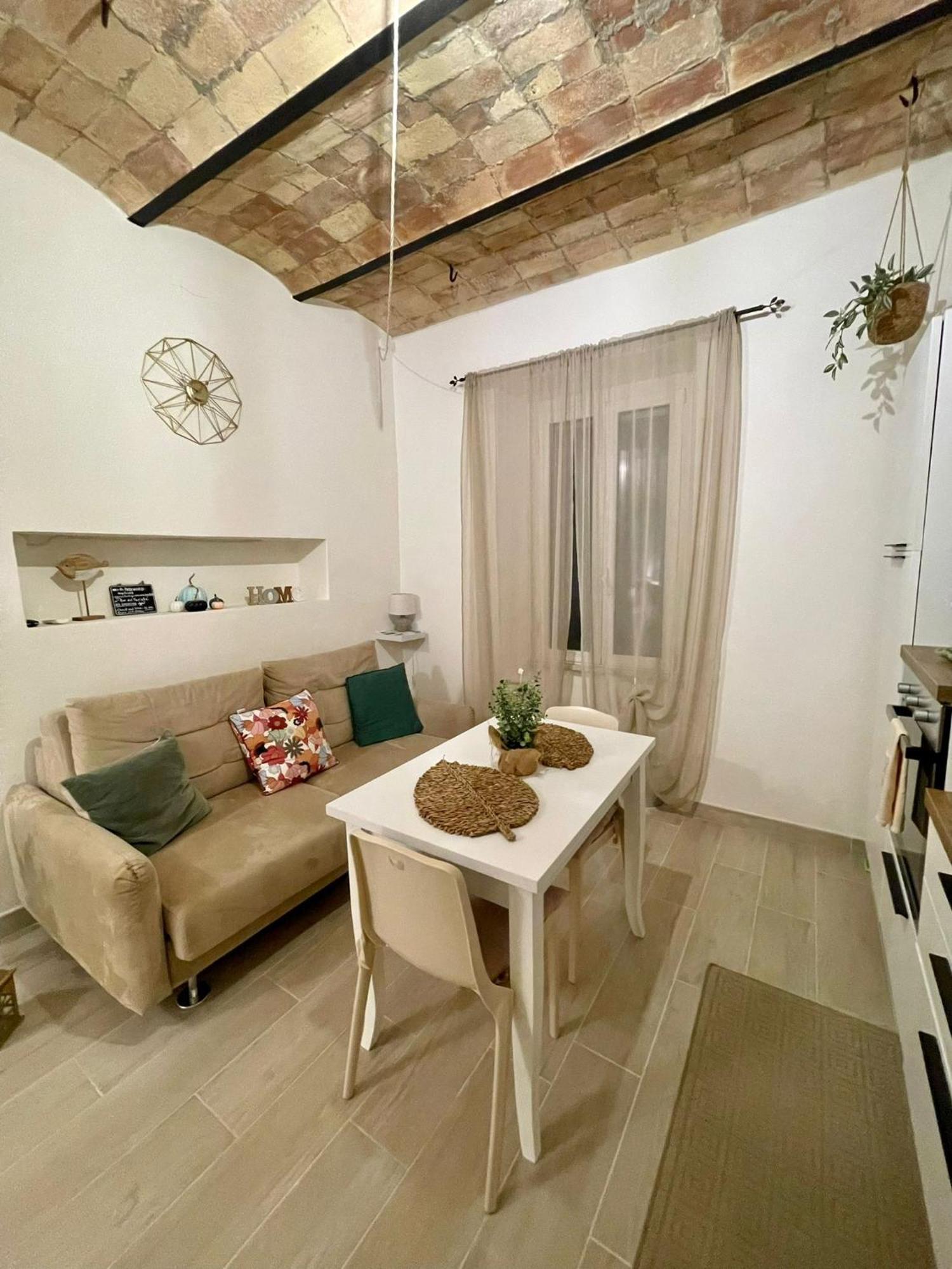 Casa Vacanze - La Torre - Appartamento Marta Buitenkant foto